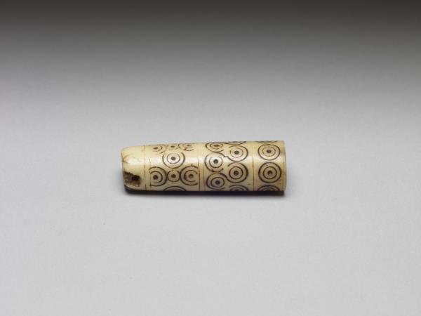 牙雕圈點紋管珠