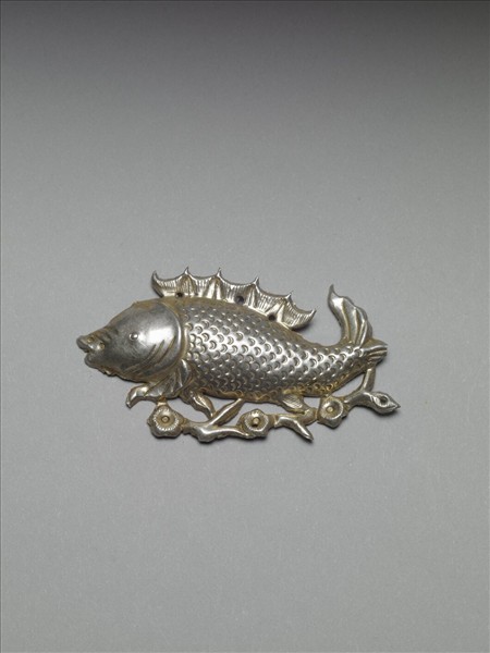 銀銅合金魚形飾件