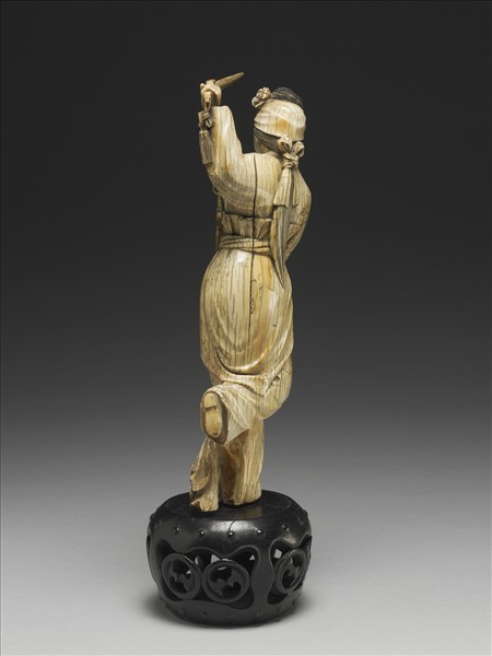 象牙雕公孫大娘舞劍器