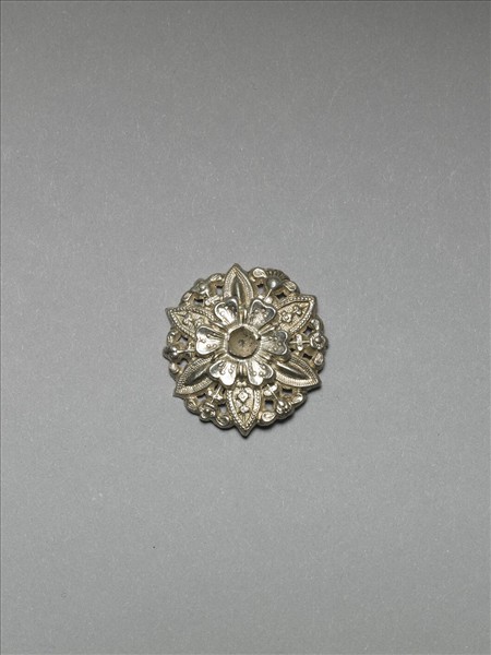 銀銅合金鏤空花卉飾件