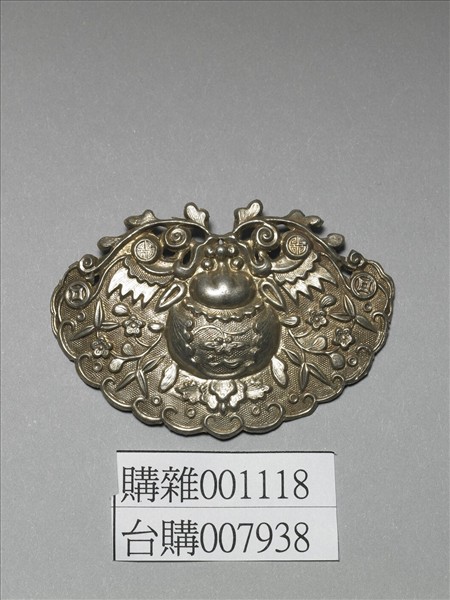 銀銅合金鏤空蝙蝠花卉飾件