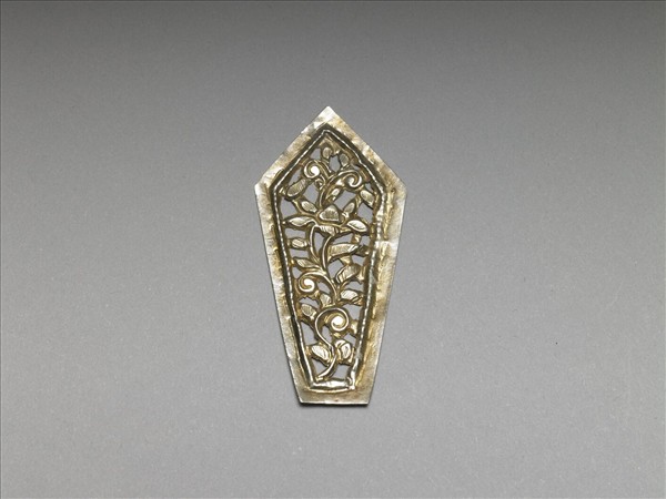 銀銅合金鏤空纏枝花卉飾件