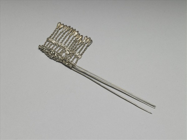 銀銅合金花蝶步搖