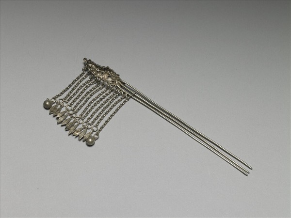 銀銅合金花蝶步搖