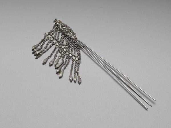 銀銅合金花蝶步搖