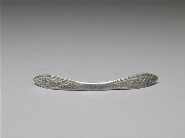 銀銅合金花蝶扁簪