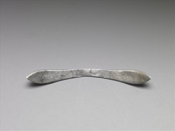 銀銅合金花蝶扁簪