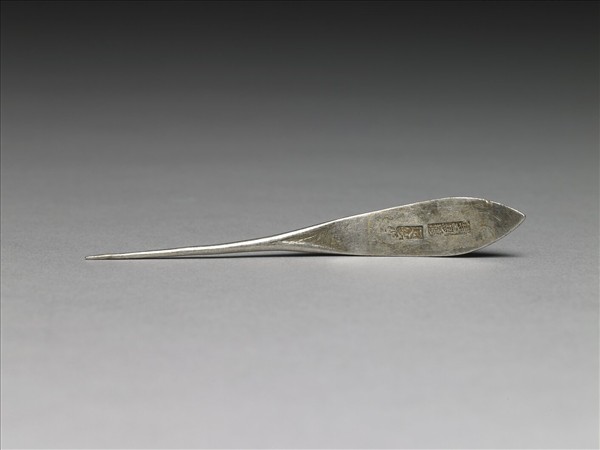 銀銅合金花蝶紋簪