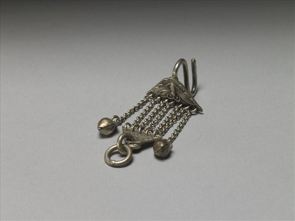 銀銅合金蝴蝶耳環