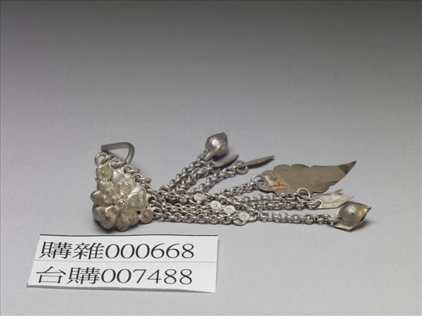 銀銅合金花卉耳環