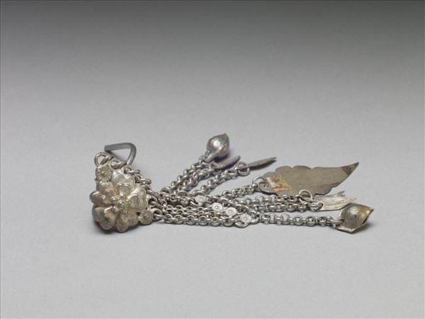 銀銅合金花卉耳環