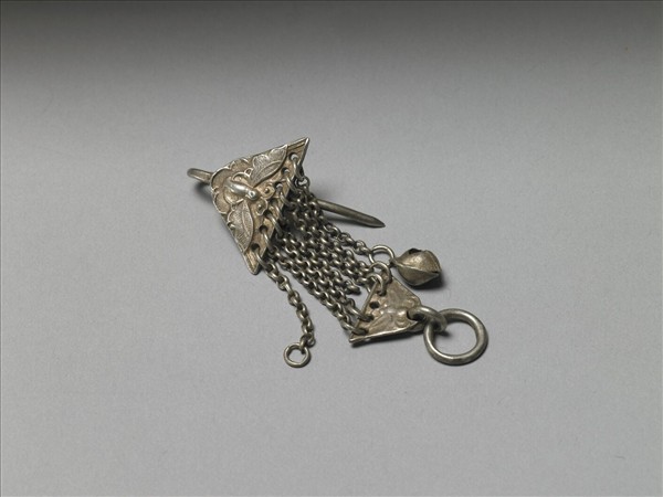 銀銅合金蝴蝶耳環