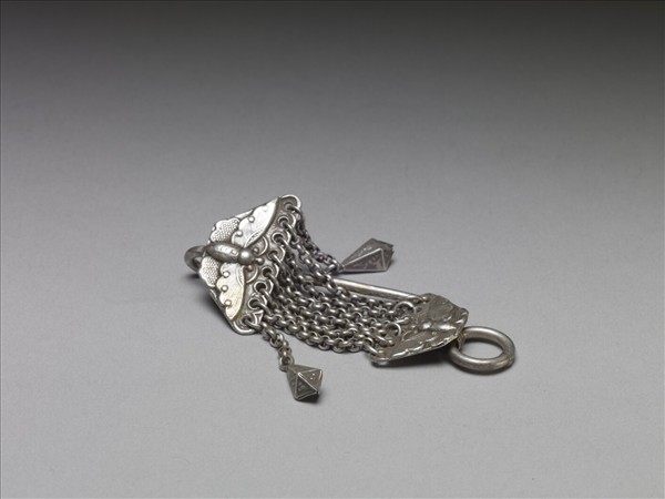 銀銅合金蝴蝶耳環