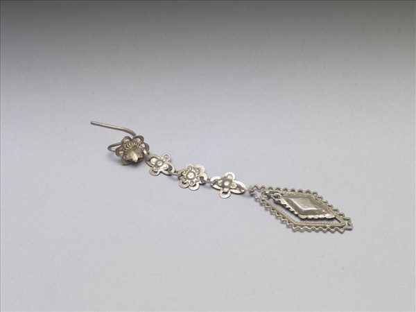 銀銅合金花卉耳環