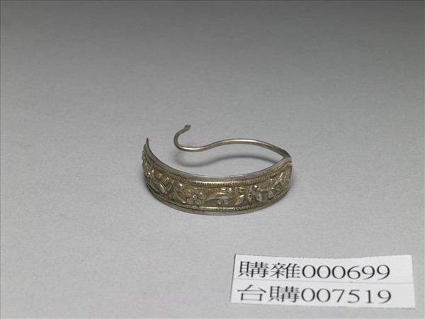 銀銅合金花卉耳環