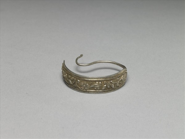 銀銅合金花卉耳環