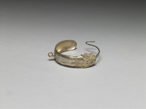 銀銅合金花卉耳環