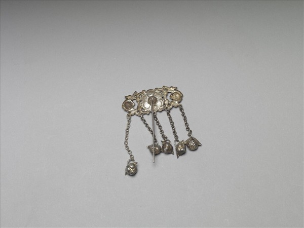 銀銅合金花卉蝙蝠步搖