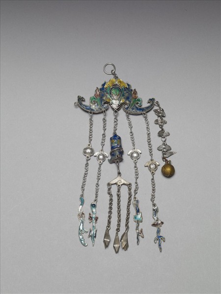 銀銅合金內填琺瑯蝙蝠腰飾