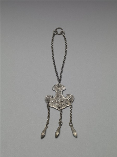 銀銅合金如意雲紋墜飾