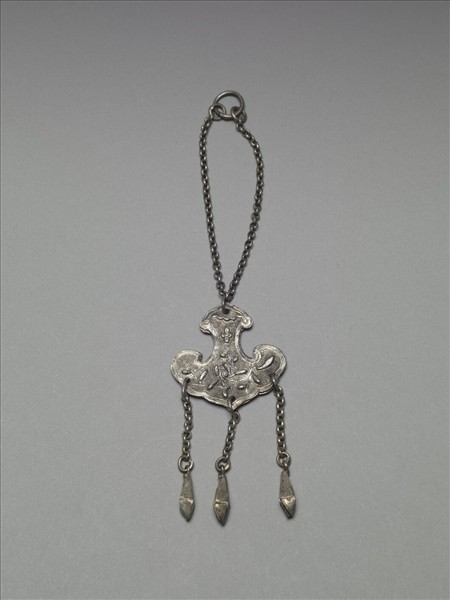 銀銅合金如意雲紋墜飾