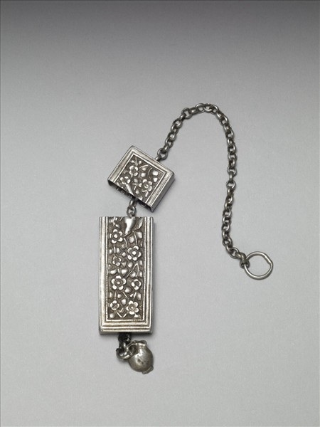 銀銅合金喜上眉梢墜飾