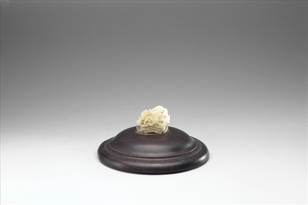 鴛鴦荷葉紋玉頂