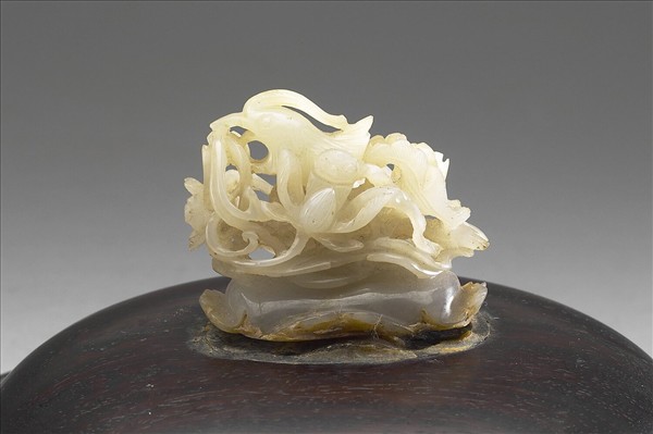 鴛鴦荷葉紋玉頂