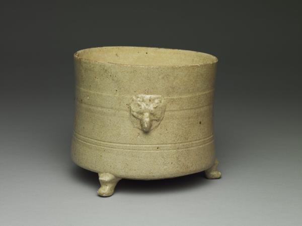 越南高溫灰釉三足奩