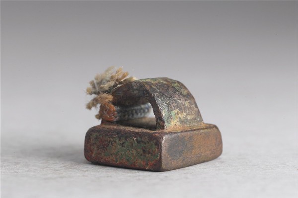 「田賢私印」銅印