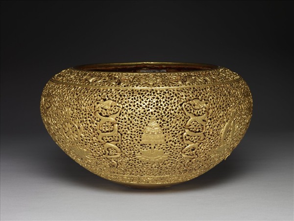 鐵鍍金玲瓏缽盂