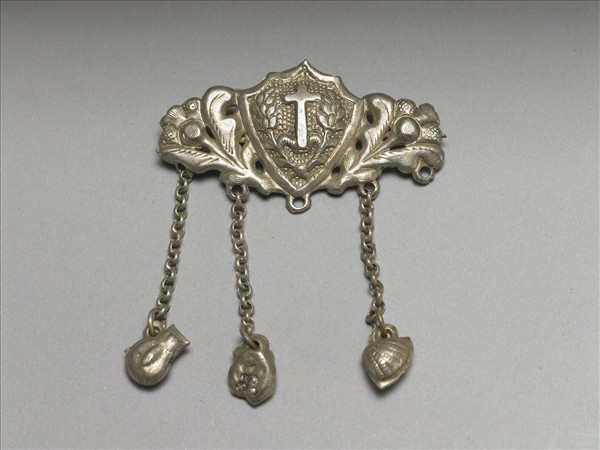 銀銅合金盾牌別針