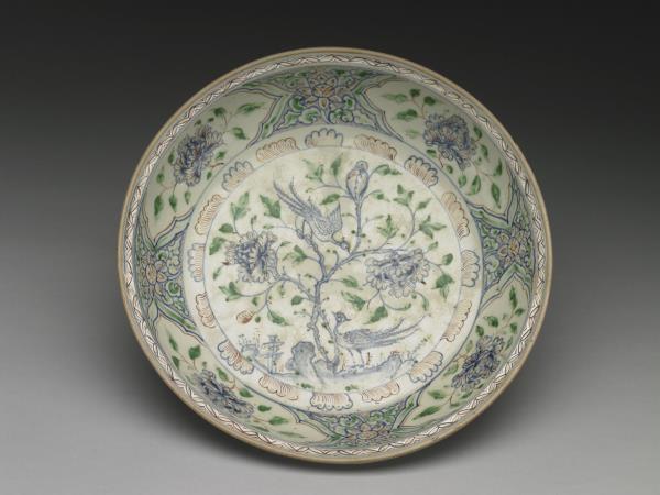 15-16世紀 越南紅綠彩孔雀紋盤