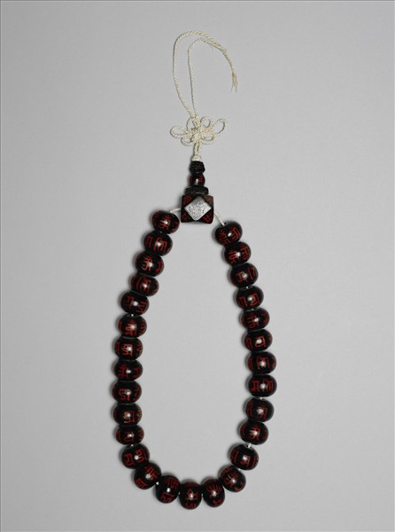 黑漆描紅梵字手串