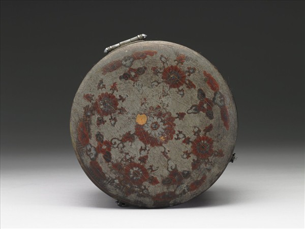 木胎花卉紋皮盒