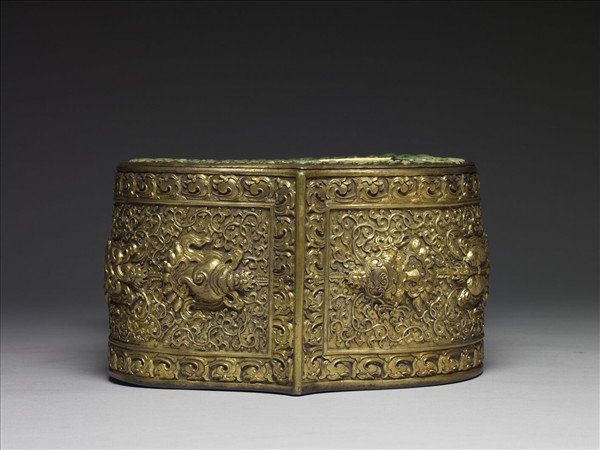 銀鎏金嵌松石佛龕