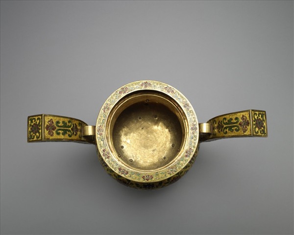 金胎內填琺瑯番蓮紋爐（五供）