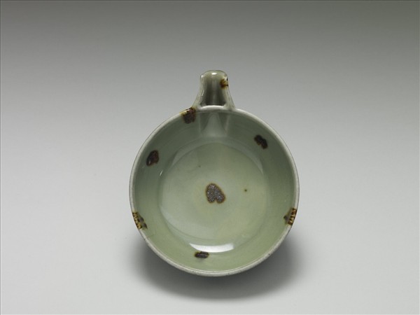 龍泉窯 青瓷褐斑匜式盂