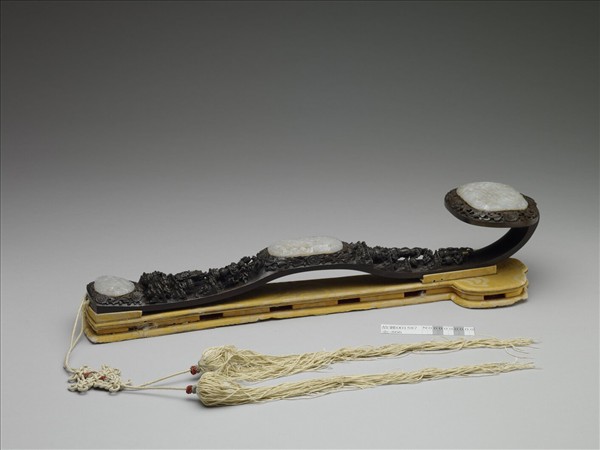 〈春帖子詞〉紫檀鑲玉如意