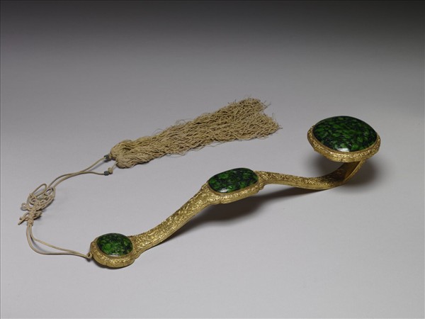 銀包金三鑲翠玉如意