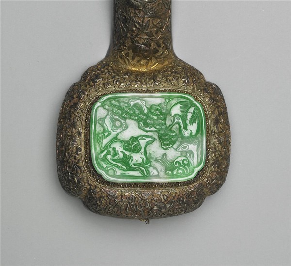 鍍金鐫刻花鳥鑲三翠銀如意