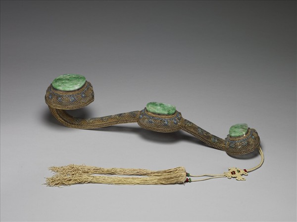 鍍金銀絲嵌翡翠如意