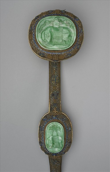 鍍金銀絲嵌翡翠如意