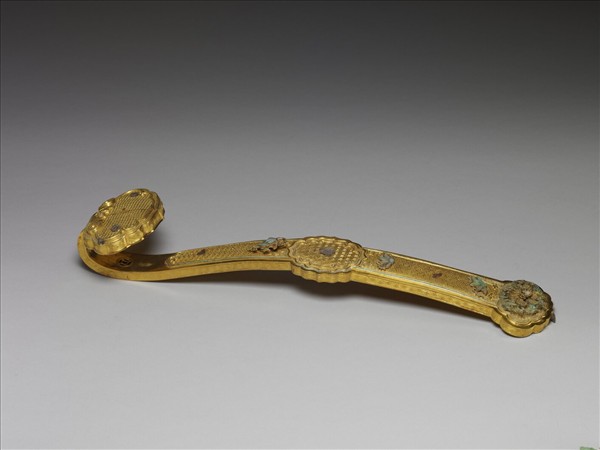 金柄嵌松石點翠如意