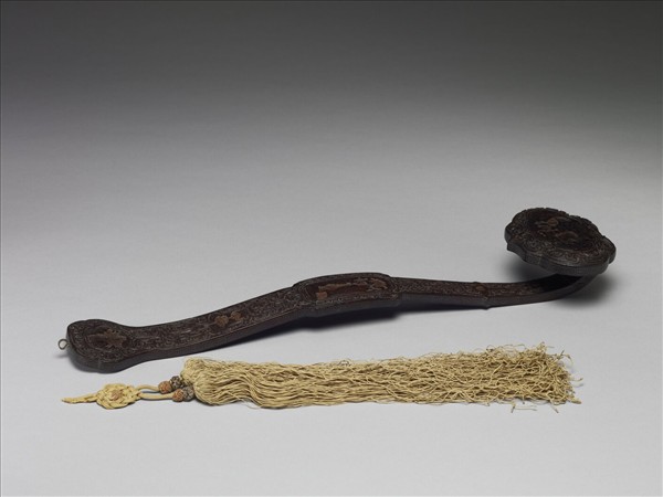 紫檀木雕嵌寶石如意