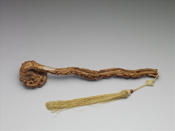 鏤雕黃楊木如意