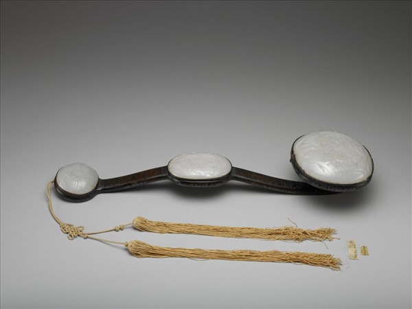 紫檀鑲玉錯銀百壽如意