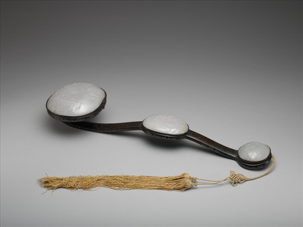 紫檀鑲玉錯銀百壽如意