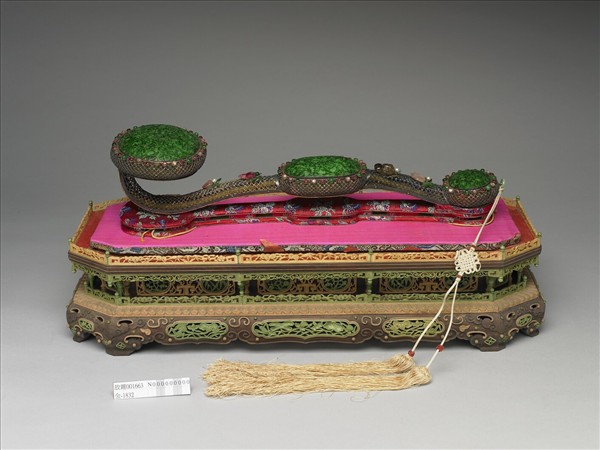 鍍金纍絲孔雀石如意