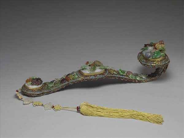 嵌寶石銀鑲金木胎如意